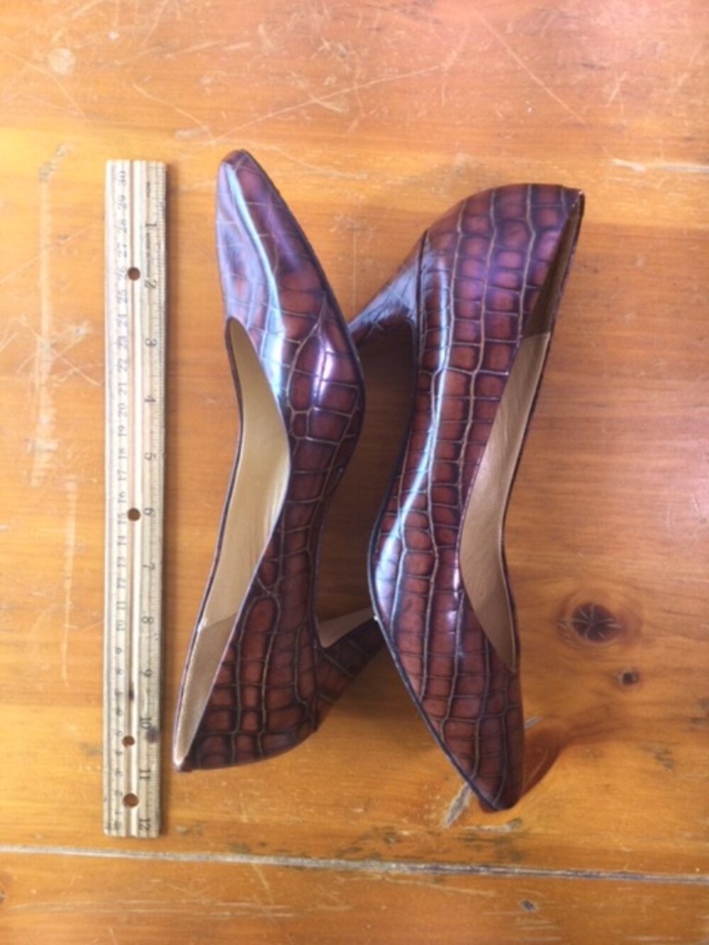 Nordstrom Made in Italy Burgundy/Wine Croc Embossed Pumps Women's 7.5N